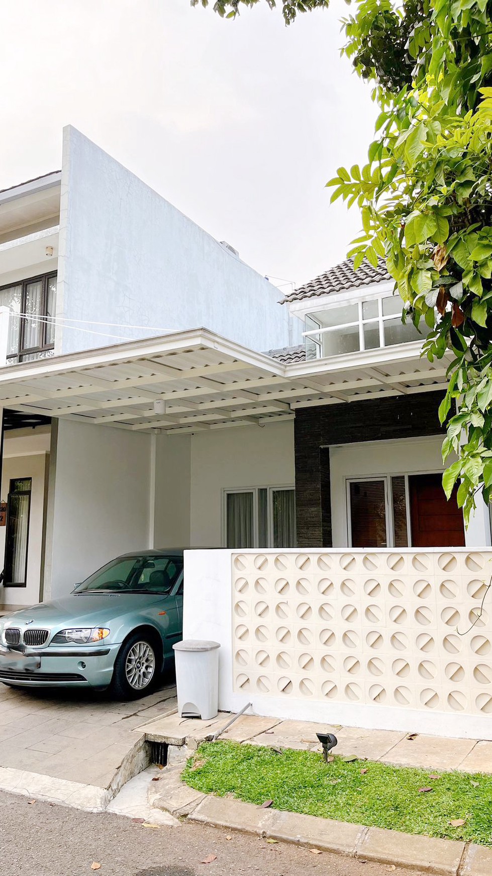 Rumah Cantik di Cluster Bintaro Sektor 9, sdh renov harga 1Man Bintaro Jaya