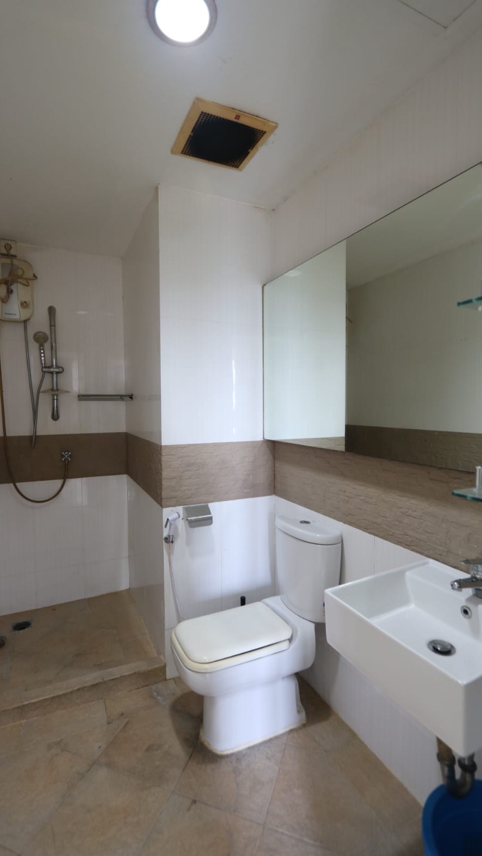 Disewakan Unit 3 BR 156 m2  Apartemen Paladian Park Kelapa Gading Siap Huni / Paladian Park Apartemen FOR RENT