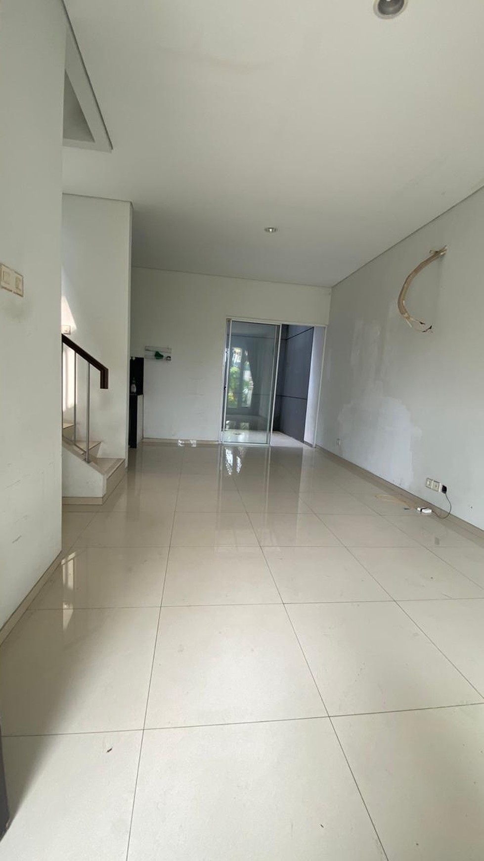  Dijual rumah murah siap huni di Discovery Bintaro  