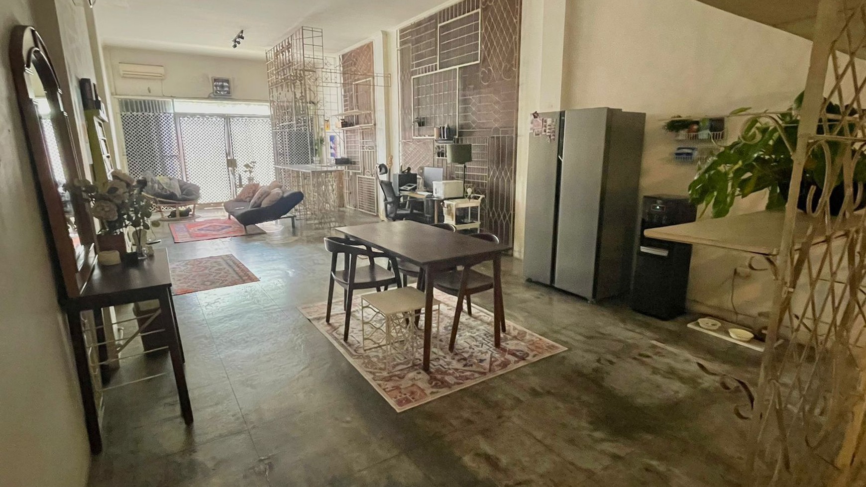 Dijual Ruko 2 Lantai Lokasi Strategis Pinggir Jalan Raya @Jombang