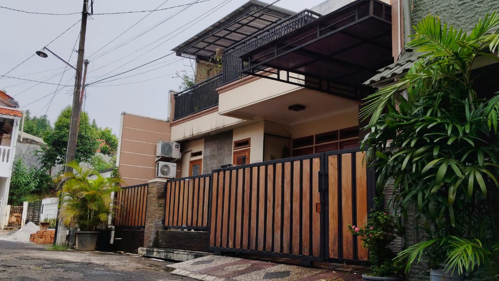 Rumah Bagus Di Perum Jati Bening Bekasi Jawa Barat