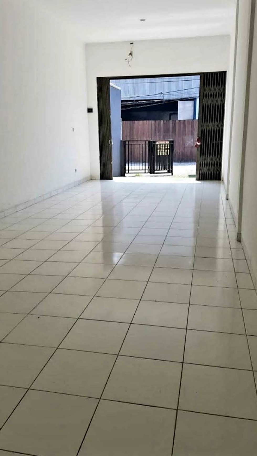 Ruko Siap Pakai Di Ruko Tegal Rotan Raya Bintaro Tangerang Selatan