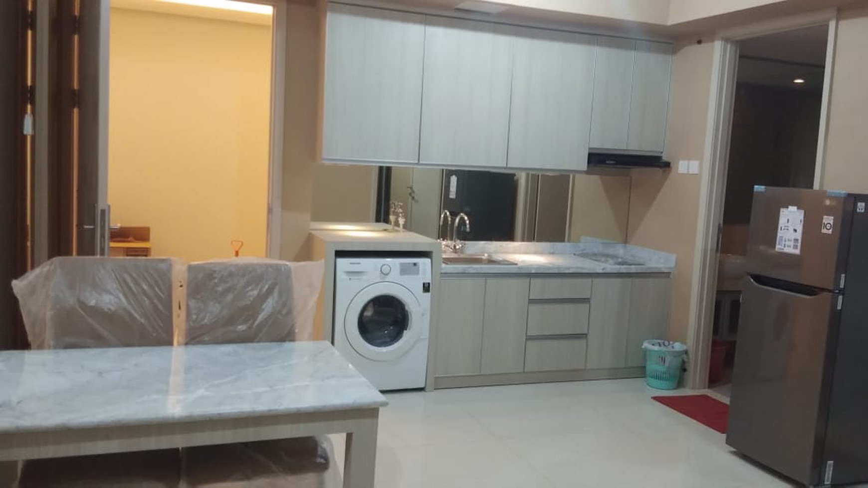 Disewakan Apartemen La Riz Mansion Pakuwon Mall - Tipe 2 Kamar Tidur FULL Furnished 