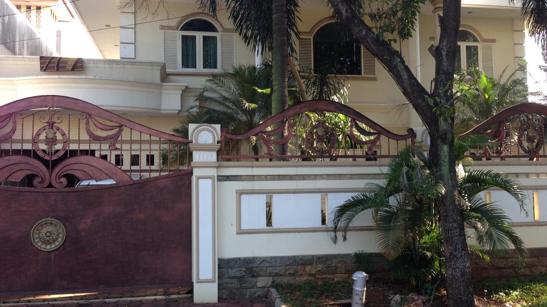 Rumah Hitung Tanah Area Cipete