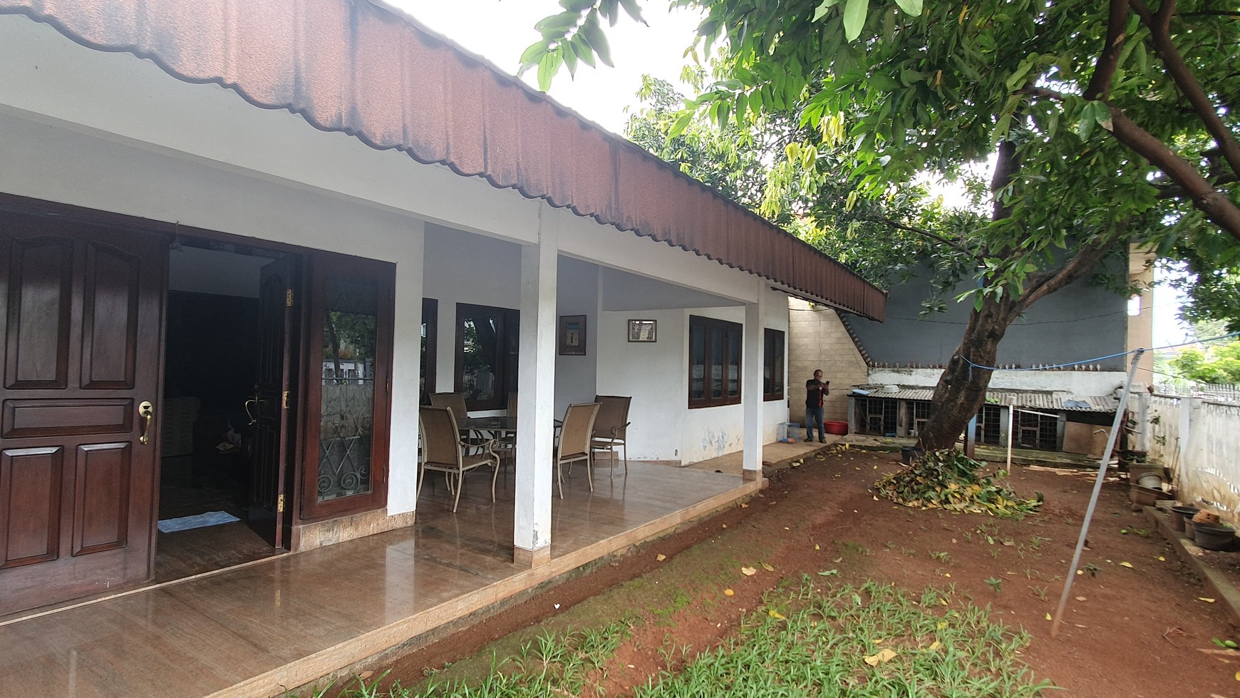 Rumah cantik terawat, dengan nuansa klasik, di Walang Baru, Koja - dekat ke Kelapa Gading