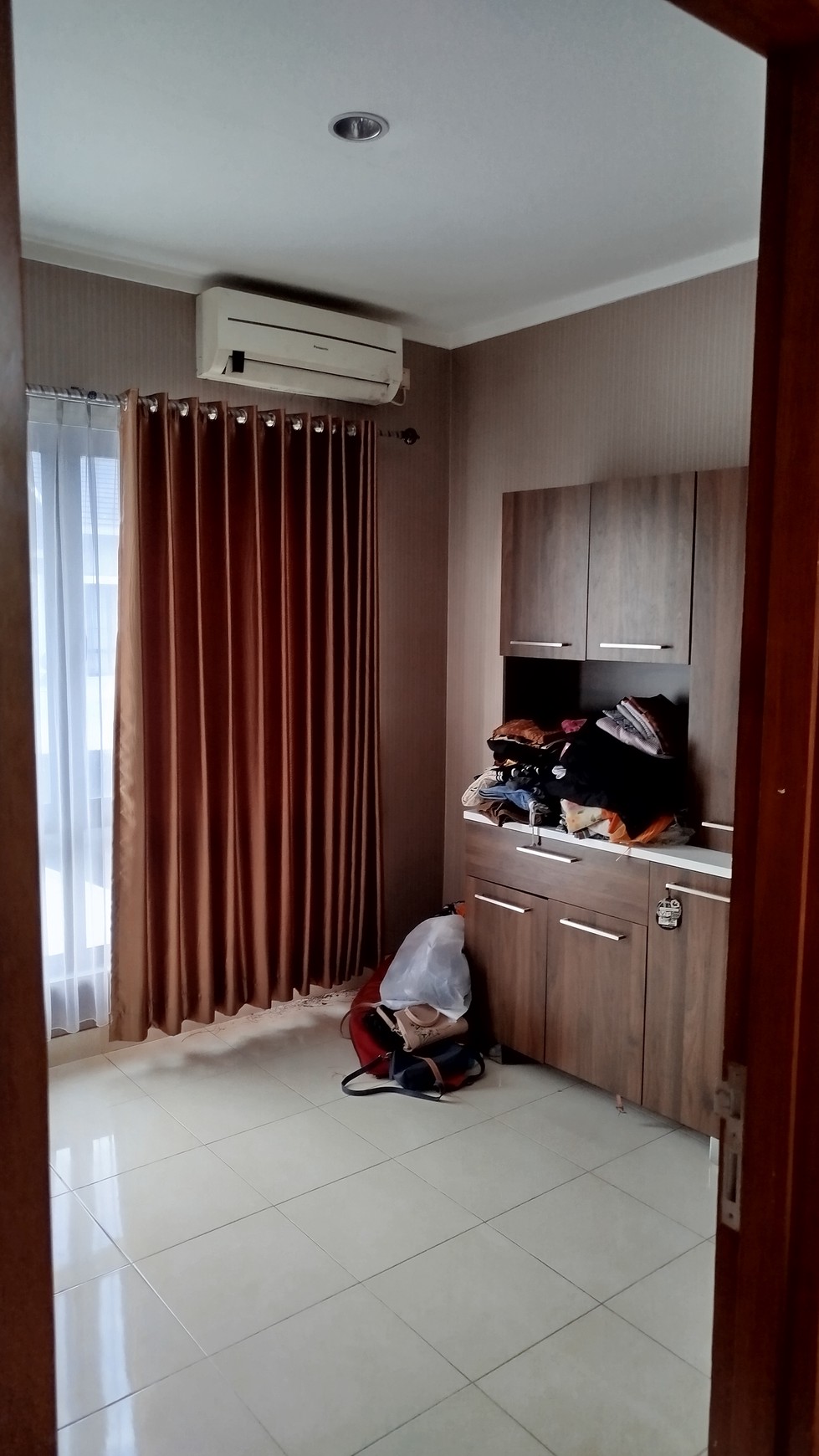 Rumah minimalis di Vida residence