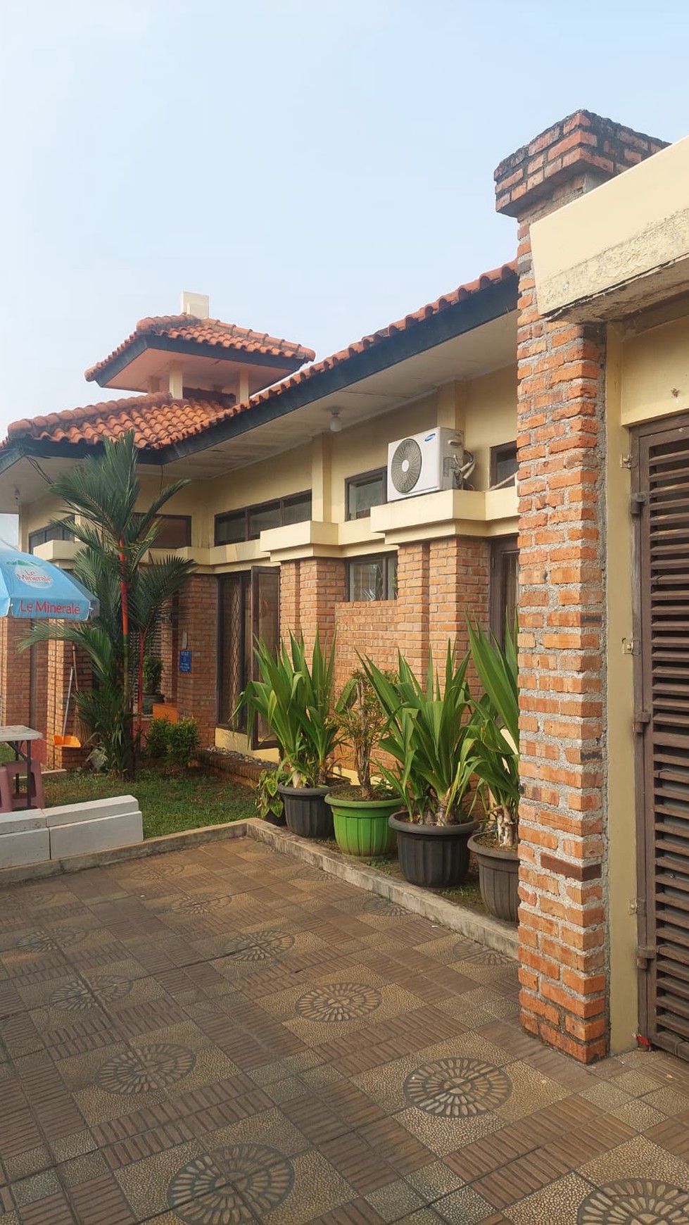 Komplek Bukit Cirendeu Tangerang Selatan 