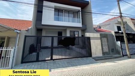 Dijual Rumah Baru Manyar Jaya - kel.Menur Pumpungan - kec.Sukolilo Surabaya Timur - Siap Huni