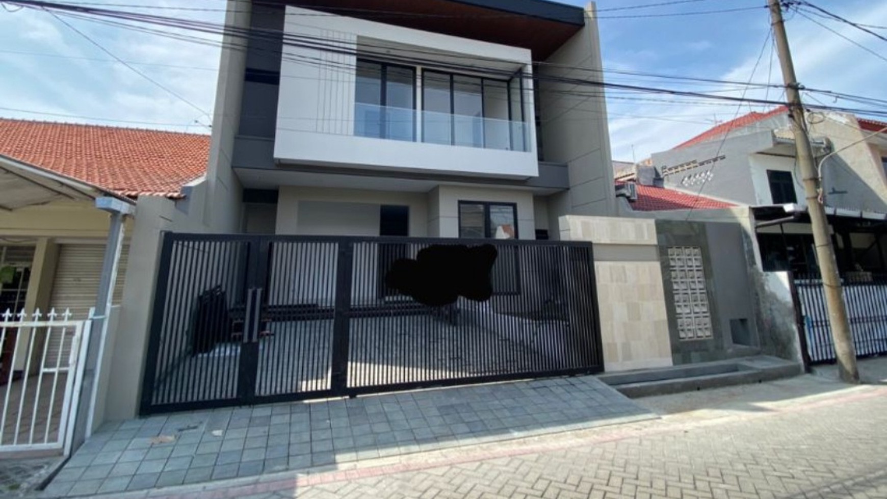 Dijual Rumah Baru Manyar Jaya - kel.Menur Pumpungan - kec.Sukolilo Surabaya Timur - Siap Huni