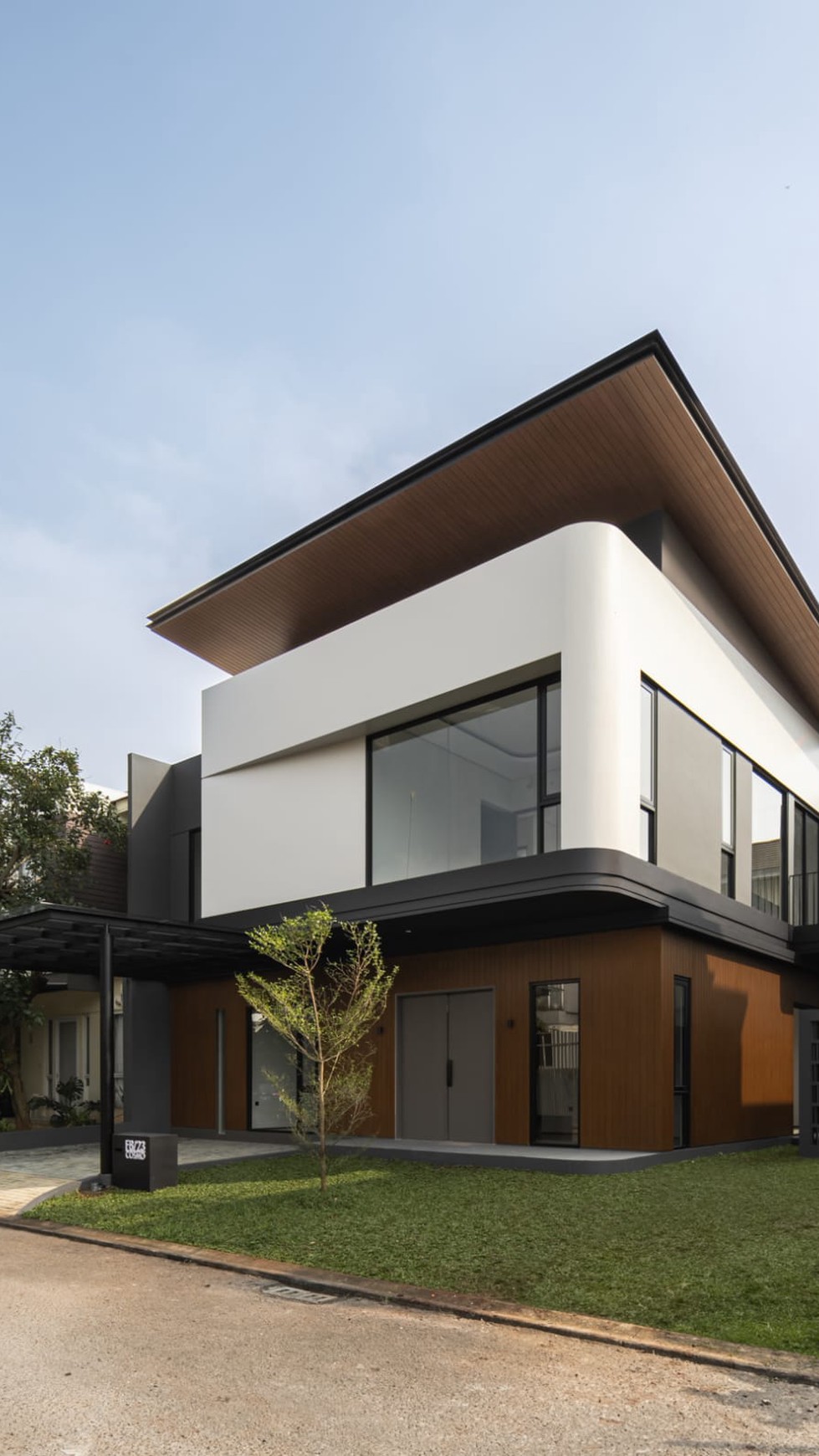 Rumah hunian minimalis Modern di The ICON Brand new BSD