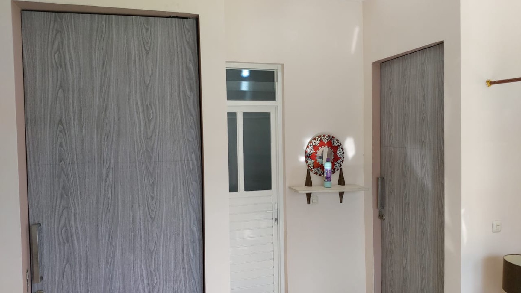 Dijual Rumah Bukit Palma Grandia Citraland Surabaya Spesial Row Jalan Lebar 4 Mobil - BARU RENOV Cantik