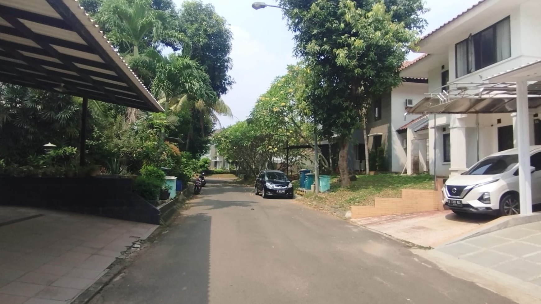 jual cepat strategis shm jarang ada yg jual taman giri loka bsd city serpong tangerang selatan