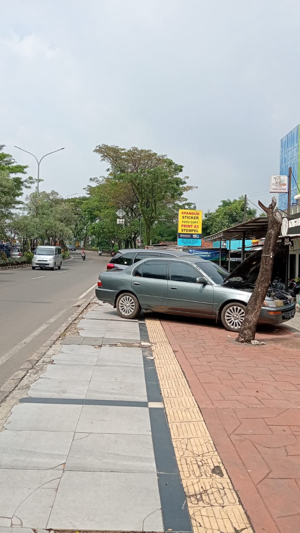 ruko sewa siap huni area ciater raya tangerang selatan