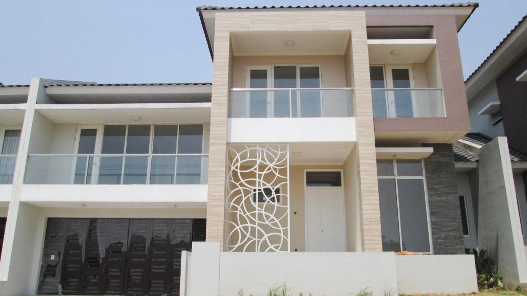 Rumah Nyaman dan Siap Huni di Cluster Kebayoran Essence, Bintaro Sektor 9 