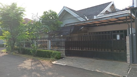 Rumah siap huni di Bintaro Jaya 2