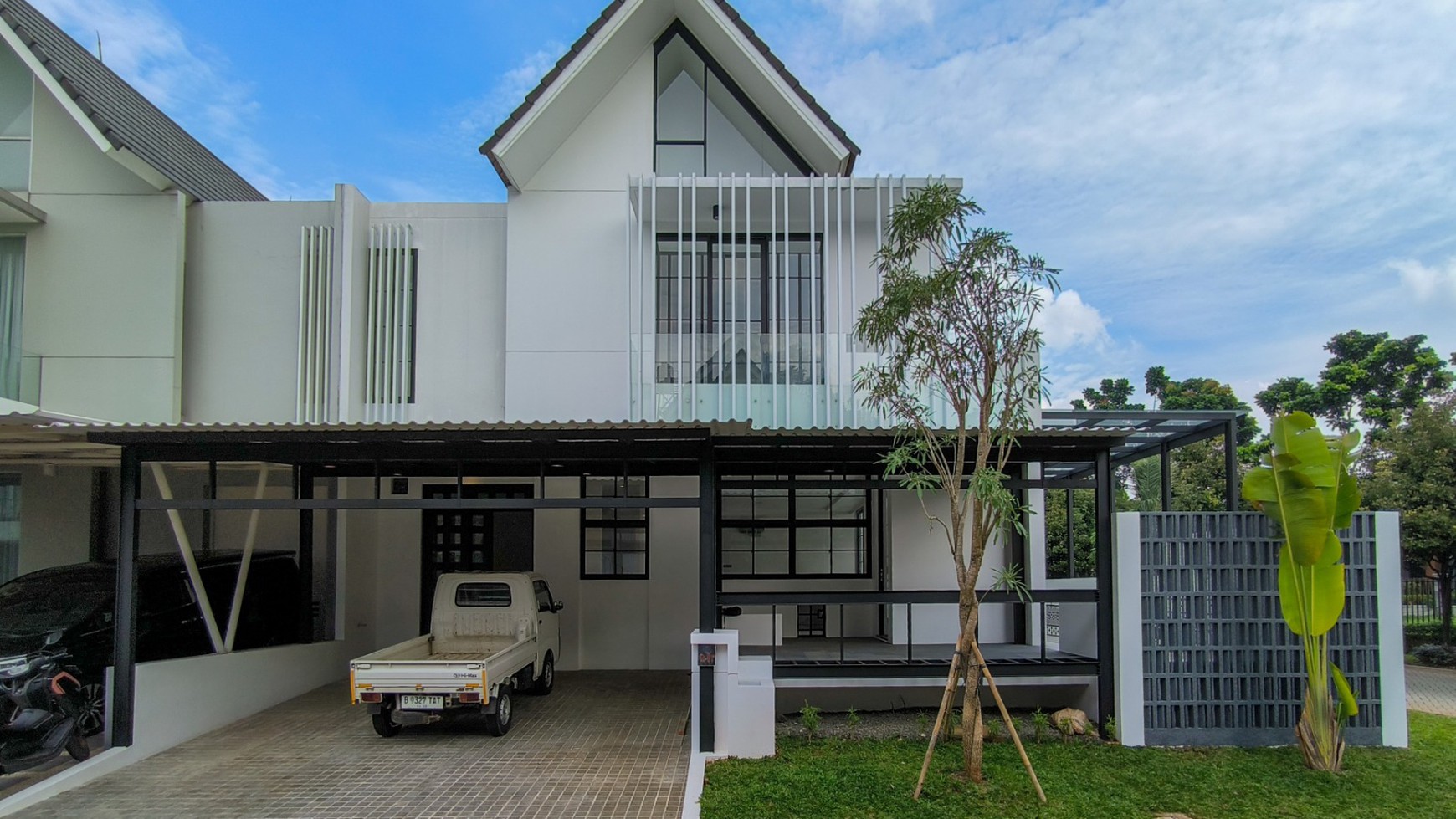 Rumah Bagus Di Discovery Eola Bintaro Jaya Sektor 9