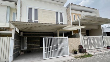 Dijual Cepat! Rumah Minimalis 2 Lantai di Surabaya Timur - Siap Huni