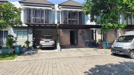 Dijual Rumah Strategis di Graha Natura Surabaya - Harga Nego, Siap Huni