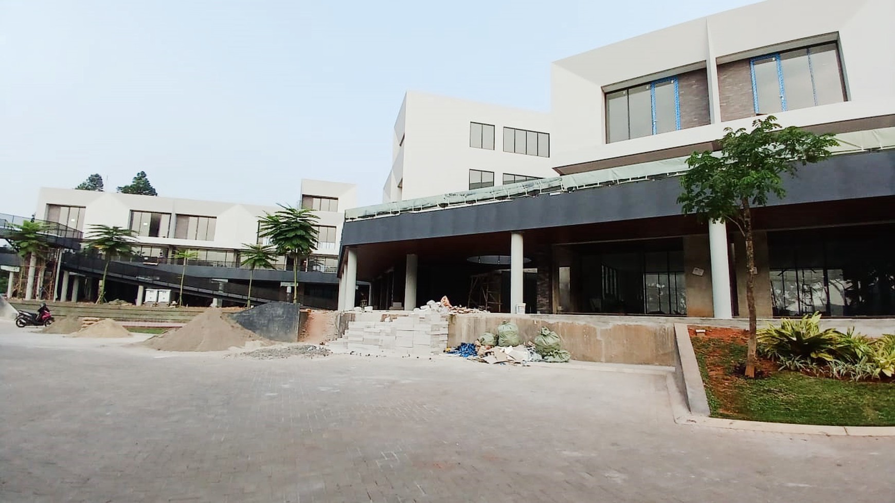 Rumah Hitung Tanah Area Cipete