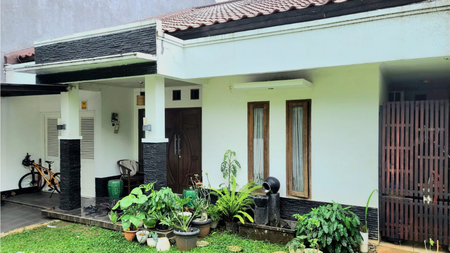 Rumah Mewah Bagus 2 Lantai Siap Huni di Lebak Bulus, Jakarta Selatan.