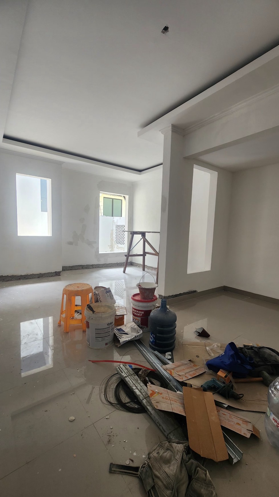 Rumah telah renovasi