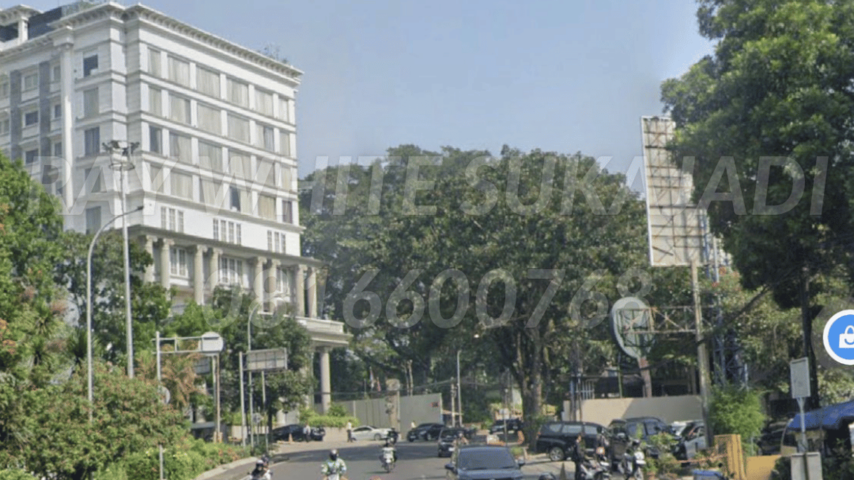 Rumah/ Ruang Usaha Hitung Tanah di Main Road Setiabudi