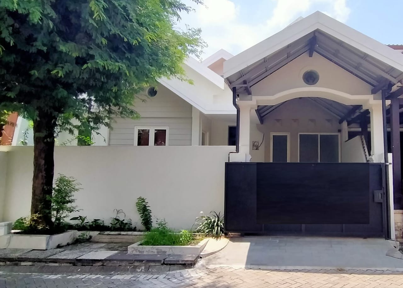 Dijual Rumah Citraland di Taman Puspa Raya