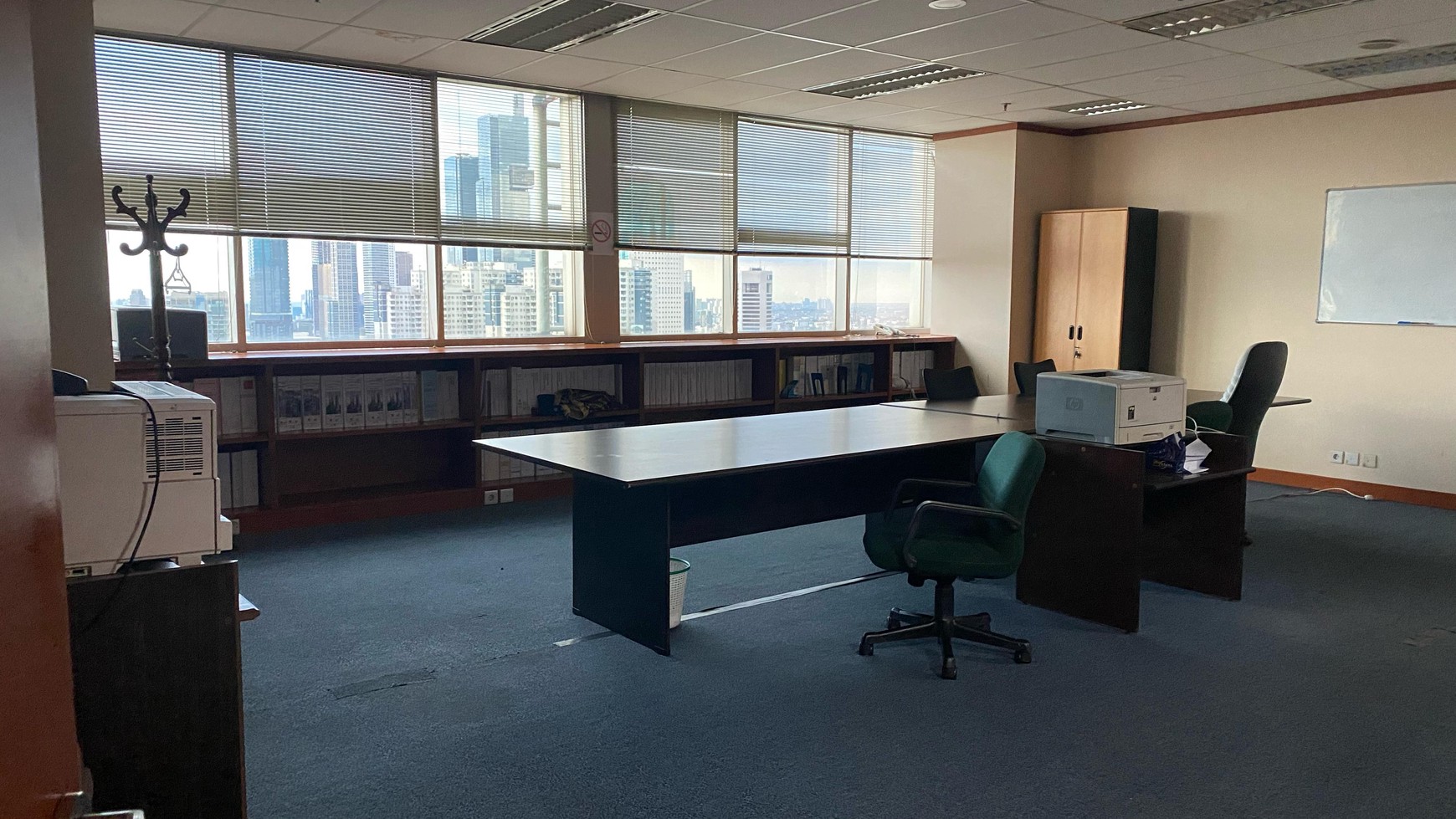 Ruang Kantor di  Menara Batavia Jakarta Pusat 