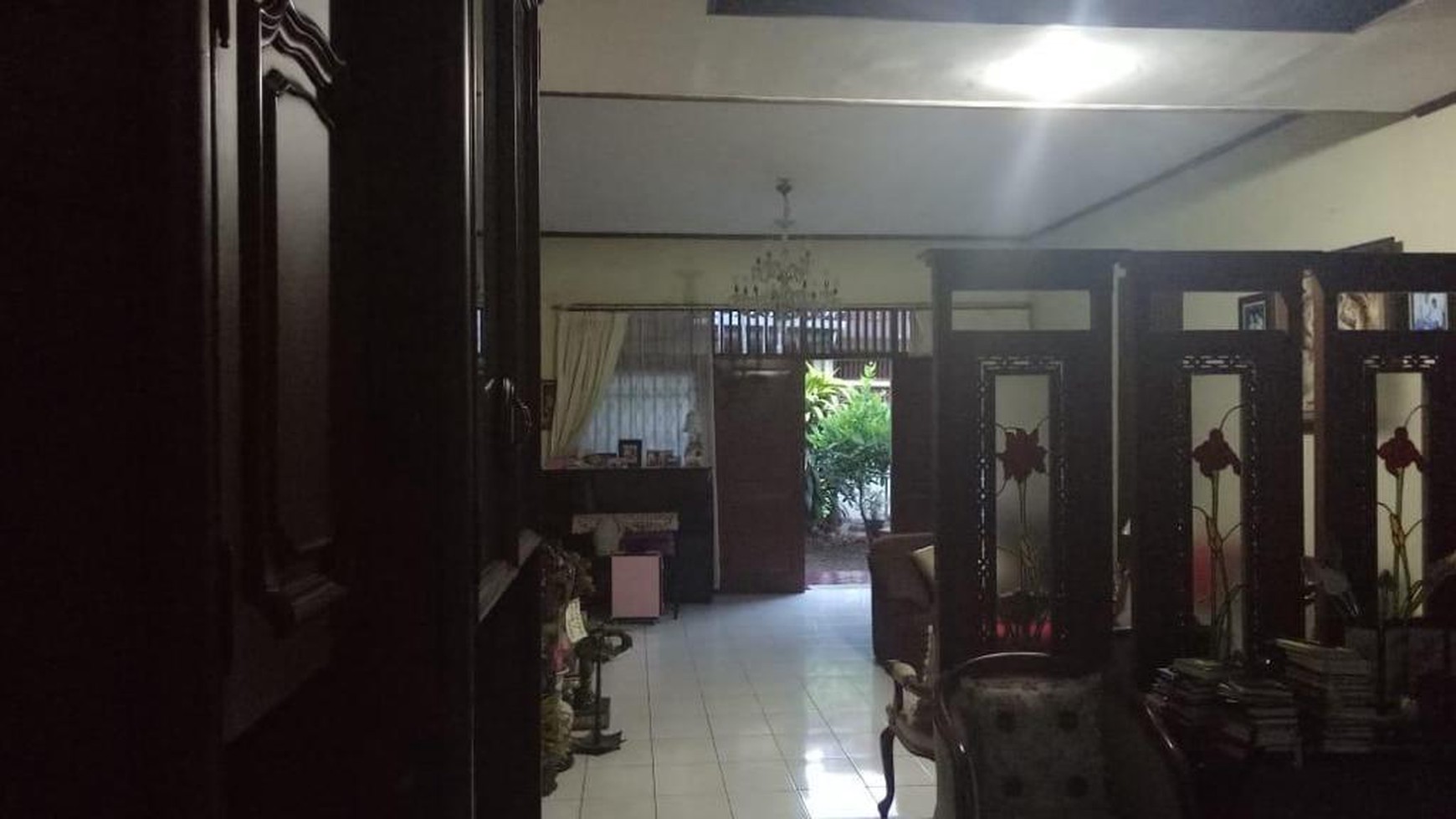 Rumah Asri di Komplek Perumahan di Wilayah Jakarta Selatan 