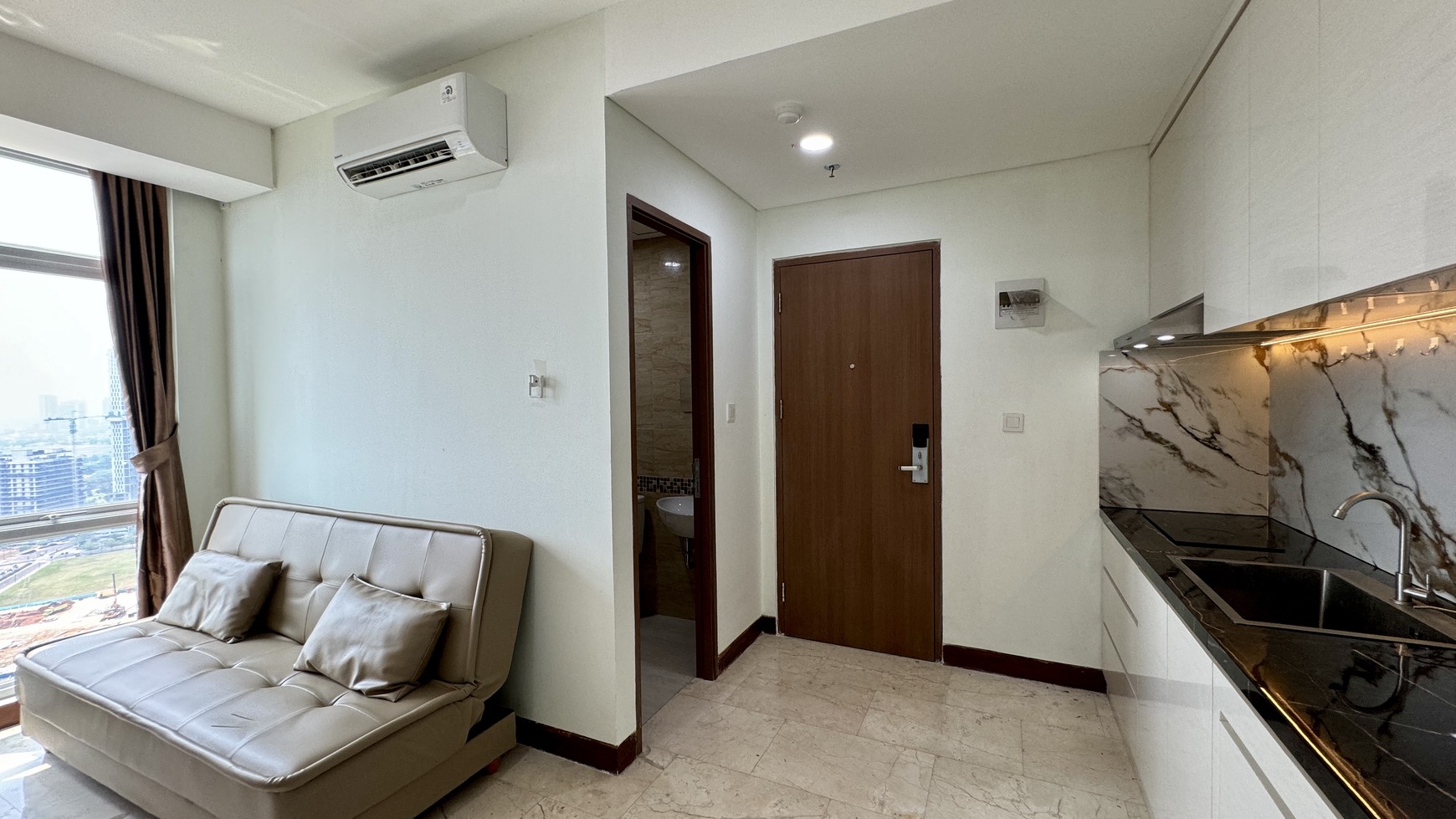 Disewa  Apartemen B Residence, BSD City