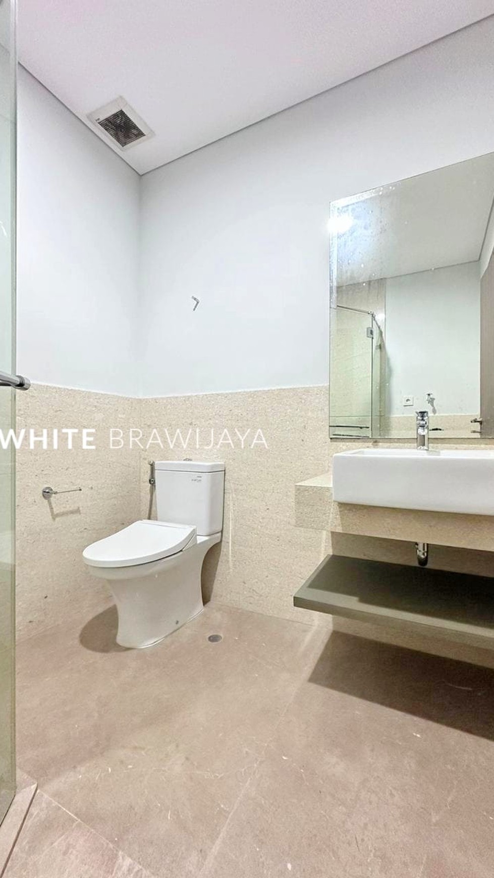 Rumah Hitung Tanah Area Cipete