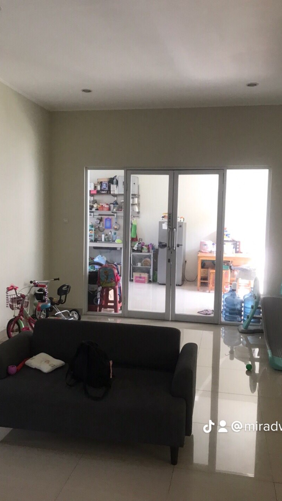 Rumah Hitung Tanah Area Cipete