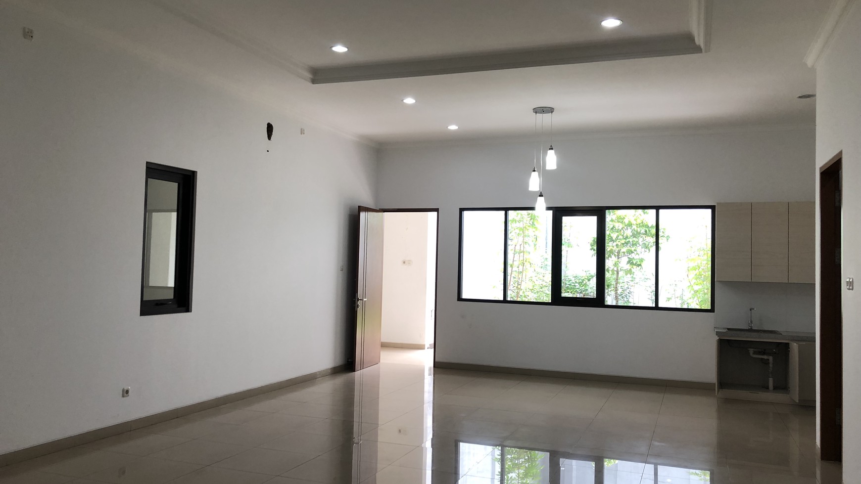 Jl. Hang Lekir 1, Kebayoran Baru -  Rumah Strategis Siap Huni