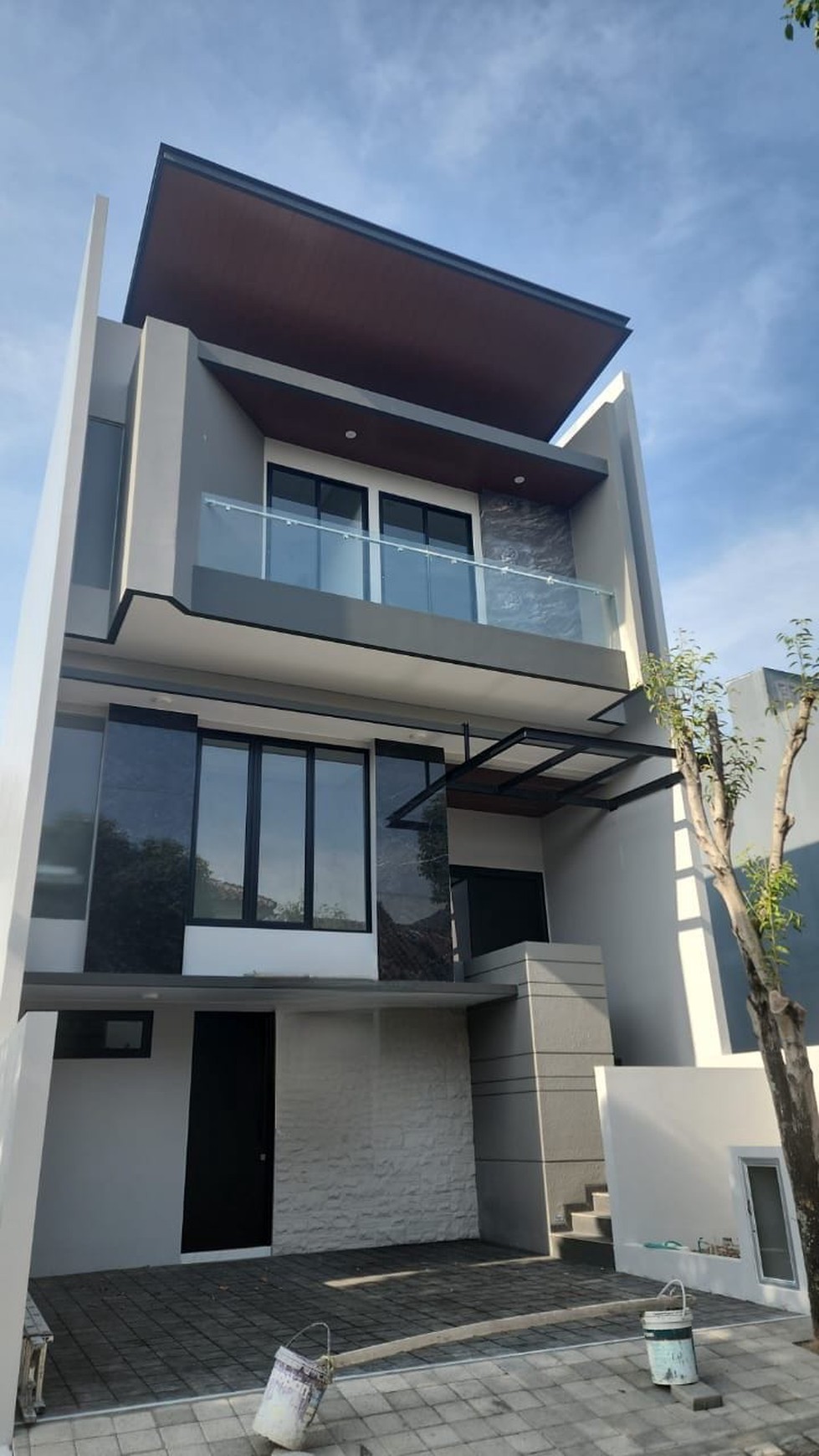 Rumah Baru Citraland Utama Surabaya NEW SMART HOME modern Dekat Universitas Ciputra, Fresh Market Citraland