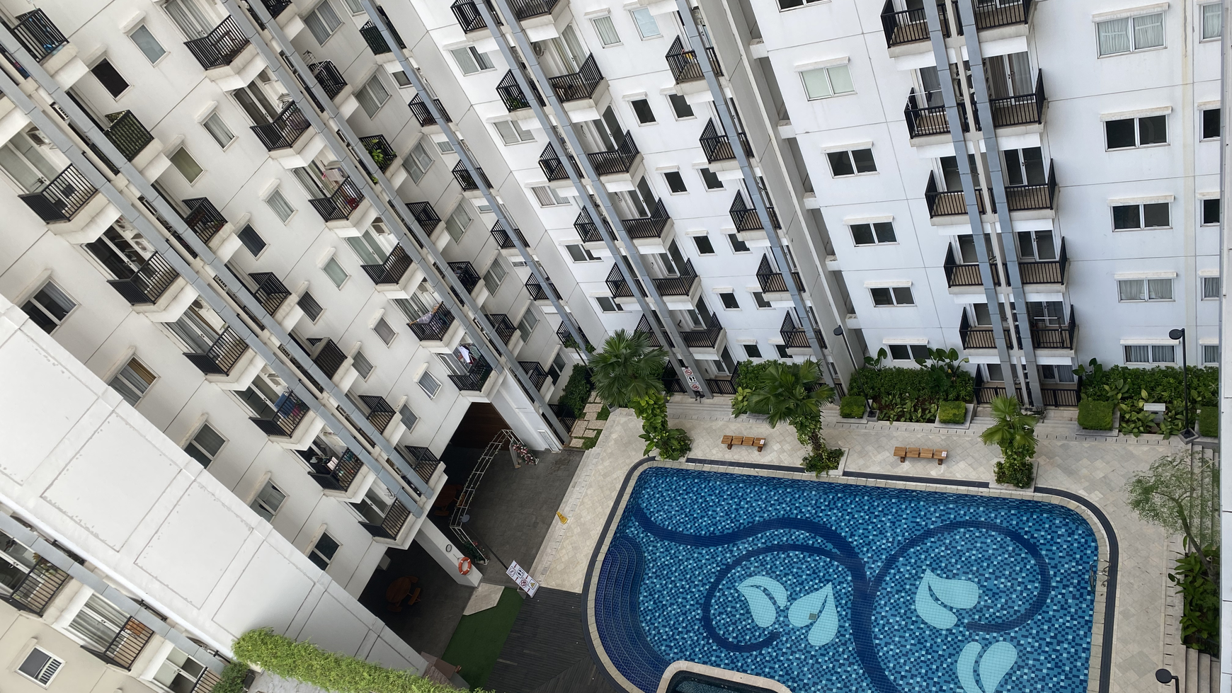 Apartment Signature Park Grande Studio Pool View Dekat LRT & Busway