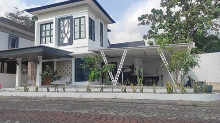 Rumah 2 Lantai Furnish Dalam Perumahan Fasco Mansion Ngaglik Sleman 