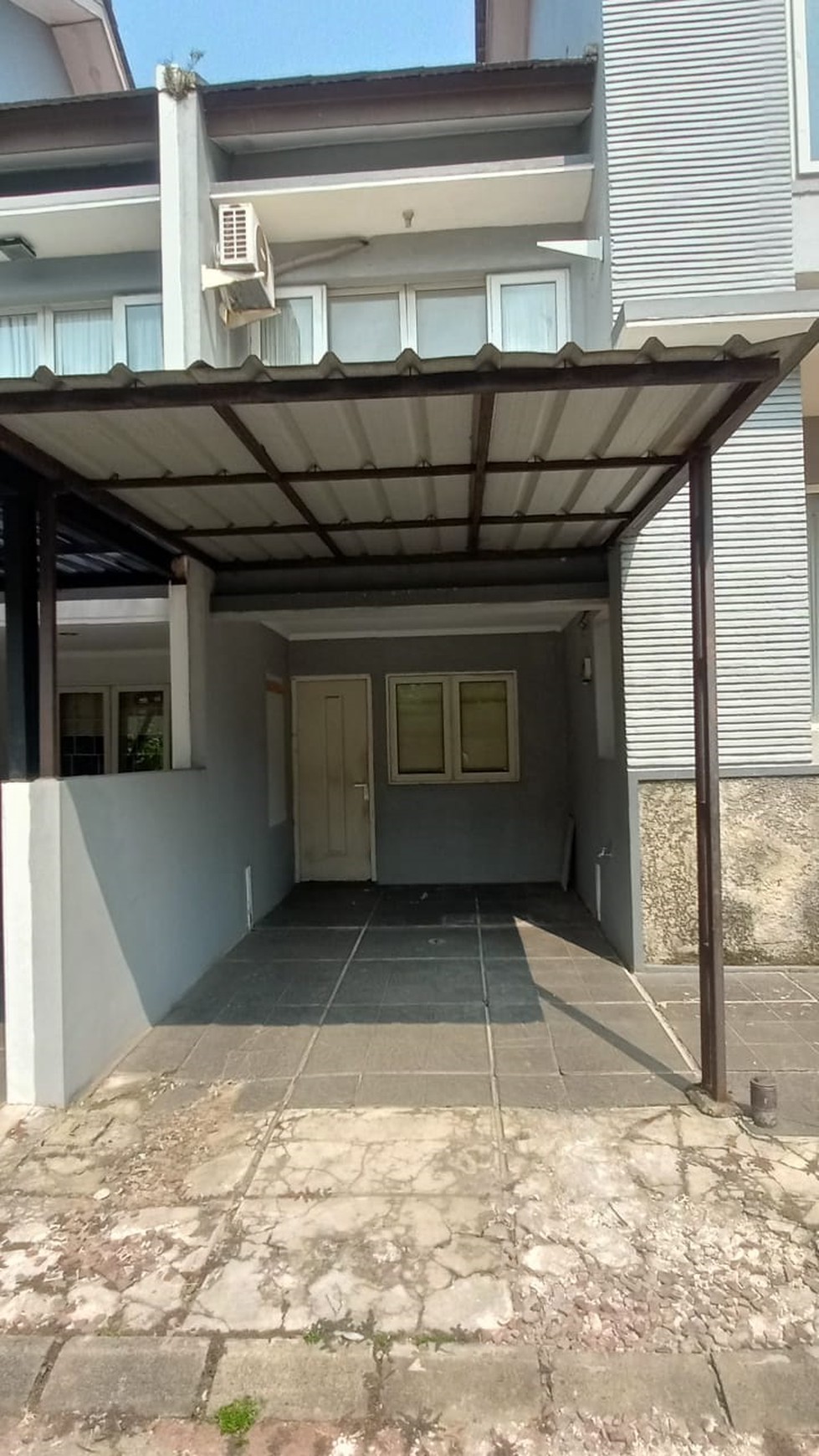 Dijual Rumah 2 Lantai Lokasi Strategis dalam Cluster @Ciputat