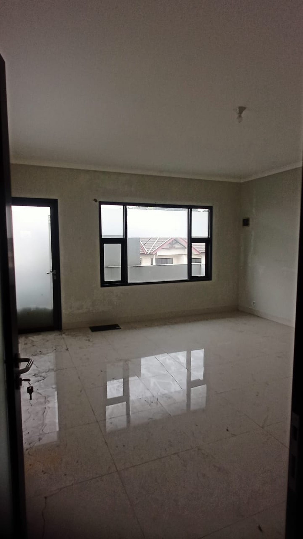 Dijual Ruko 3 Lantai Siap Pakai dan Lokasi Strategis @Pondok Ranji