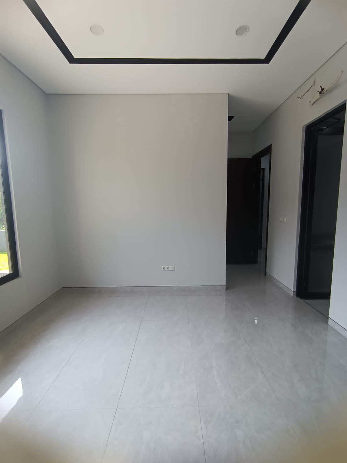 Dijual Rumah Mewah di Citraland Woodland Surabaya