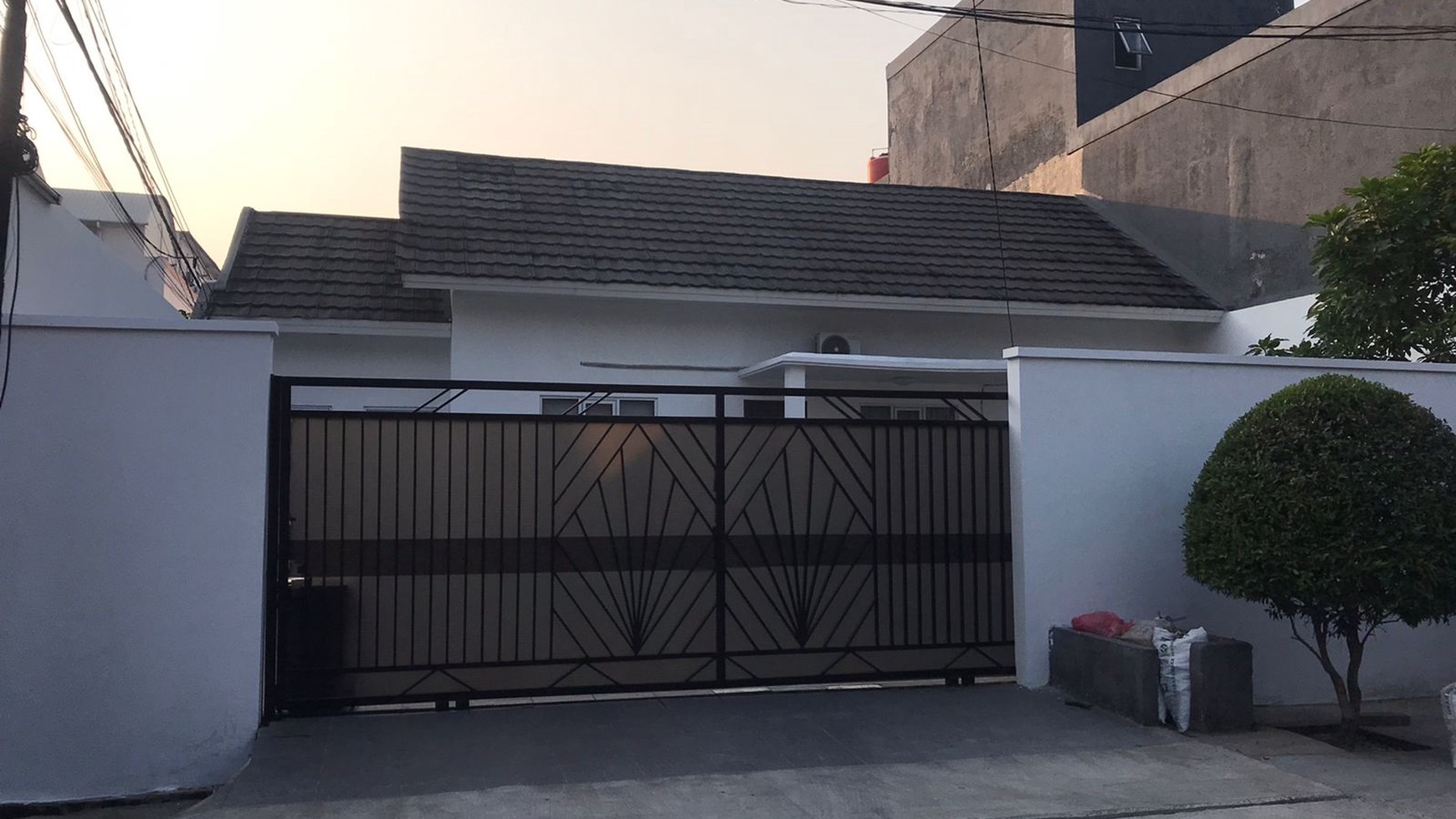 Rumah 1 Lantai di Jl Bidar Raya Kelapa Dua Tangerang Dijual Dengan Harga Menarik