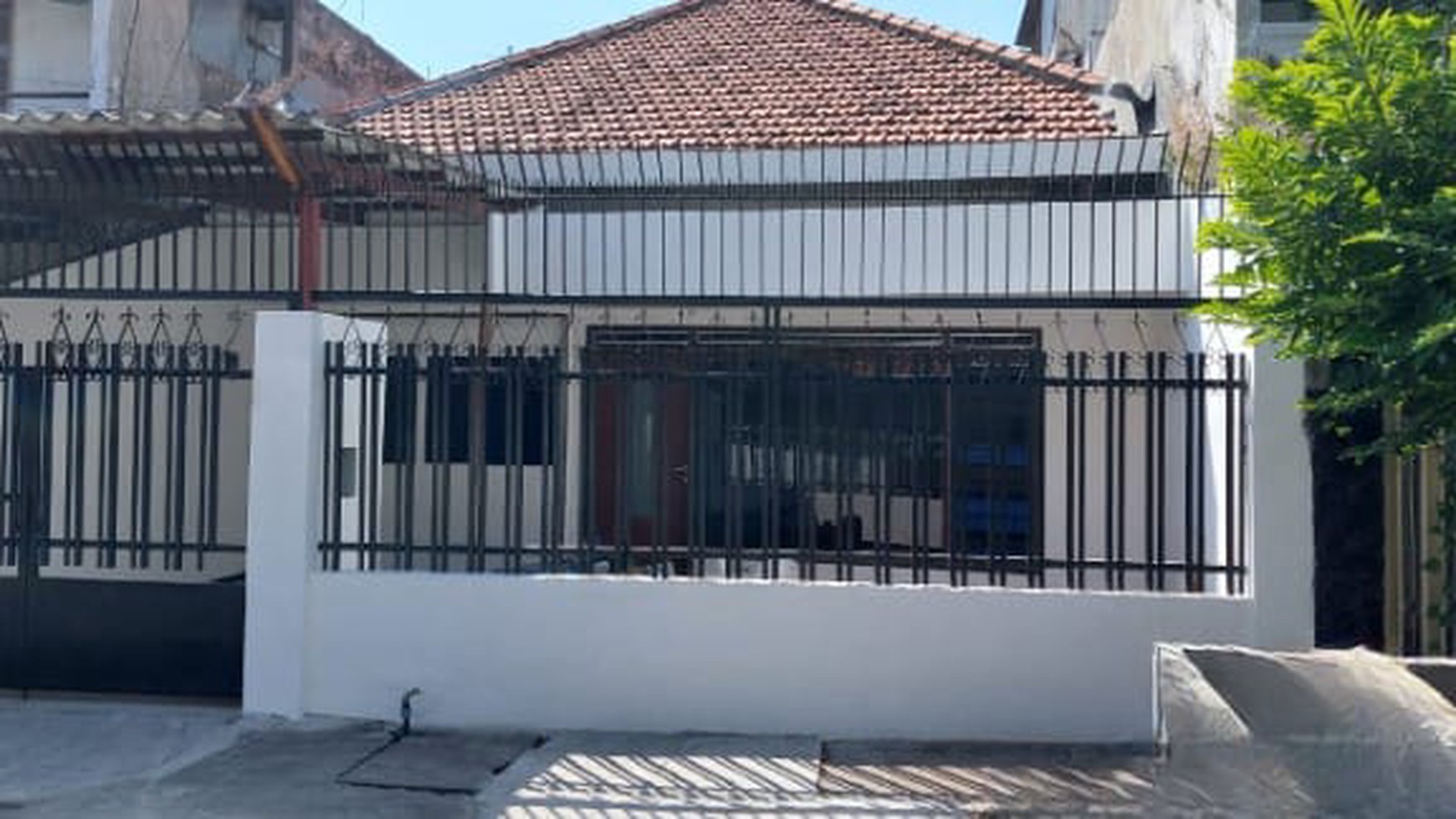 Disewakan Rumah Strategis di Bratang Binangun dekat Kebun Bibit Bratang Surabaya