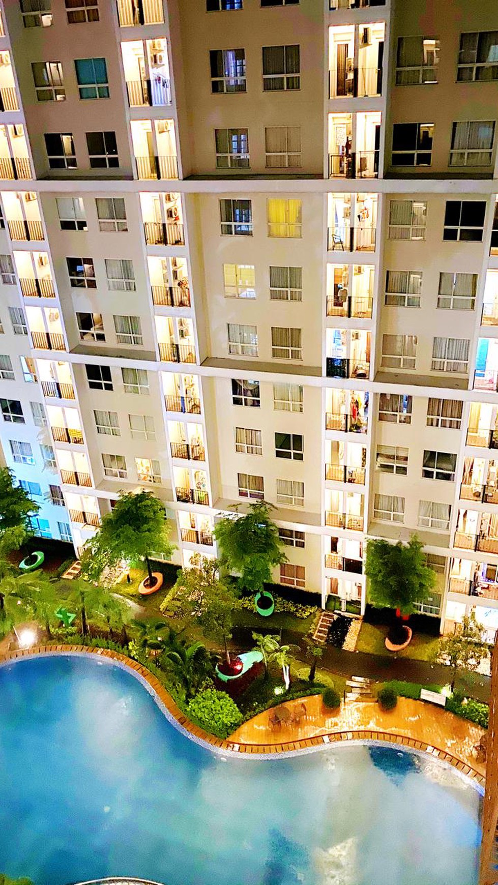 Rumah Hitung Tanah Area Cipete