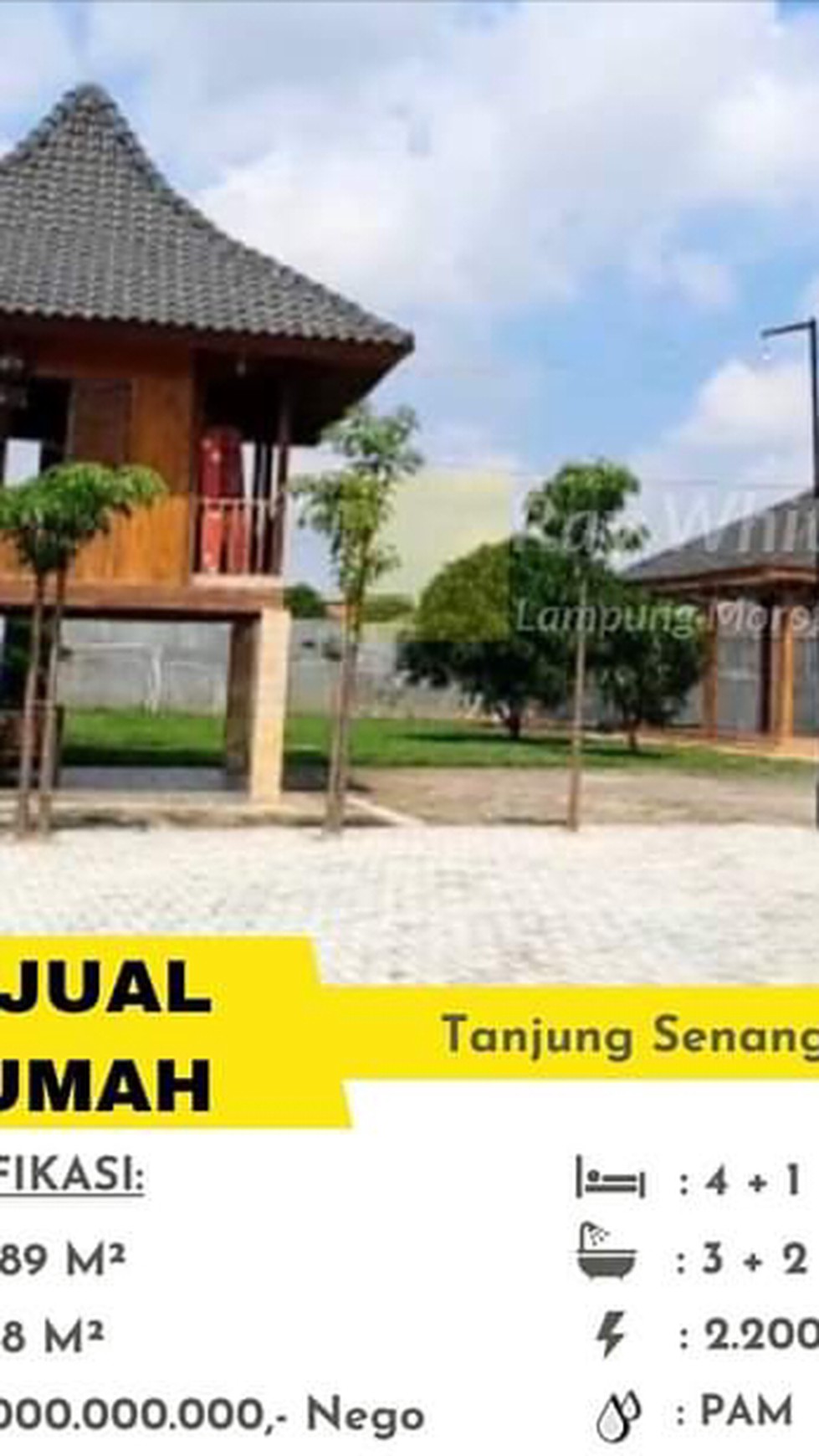 Dijual Rumah Kayu Berhalaman Sangat Luas in