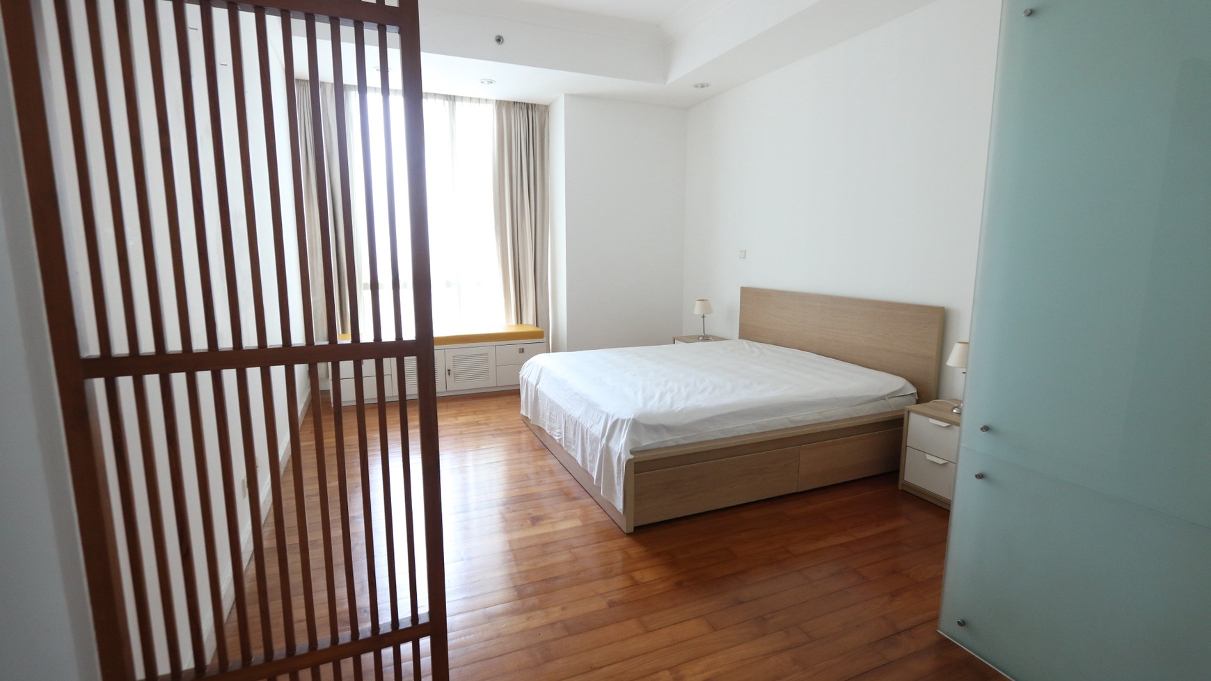 DIJUAL APARTEMEN THE PEAK SUDIRMAN 3 BR 232 m2 / FOR SALE The Peak Apartment 