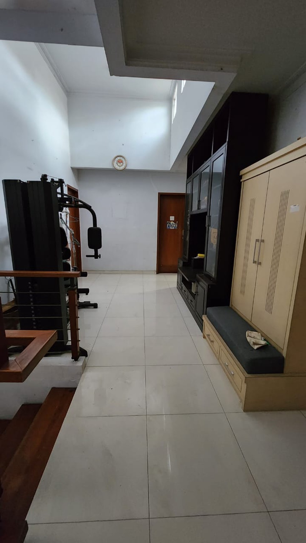 Dijual Rumah di Jl. Minangkabau, Jakarta Selatan, Daerah Komersial 