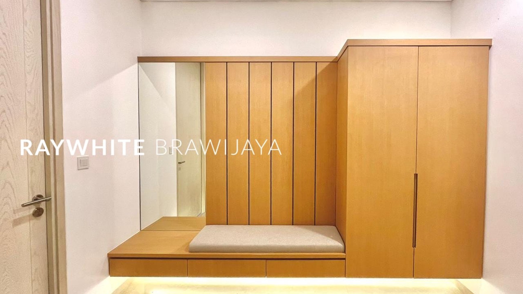 Brand New Izzara Simatupang Apartment Tower South