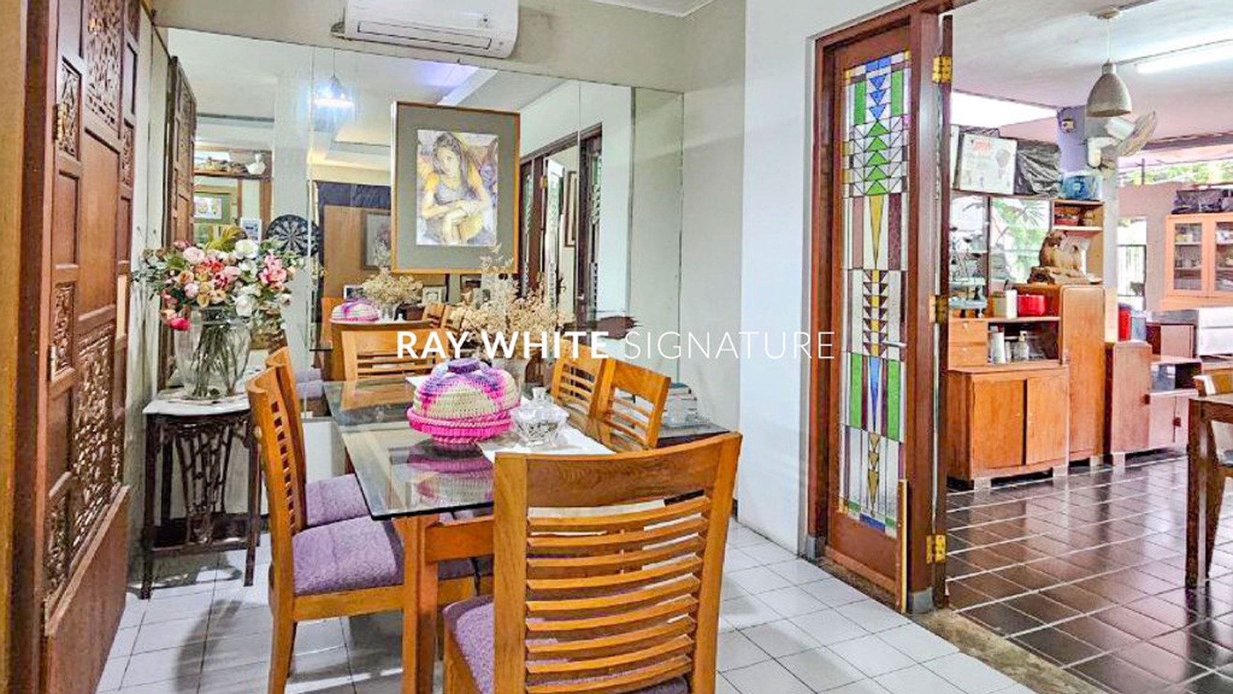 Dijual Rumah Kawasan Elite dan Strategis, Jl. Villa Semanggi