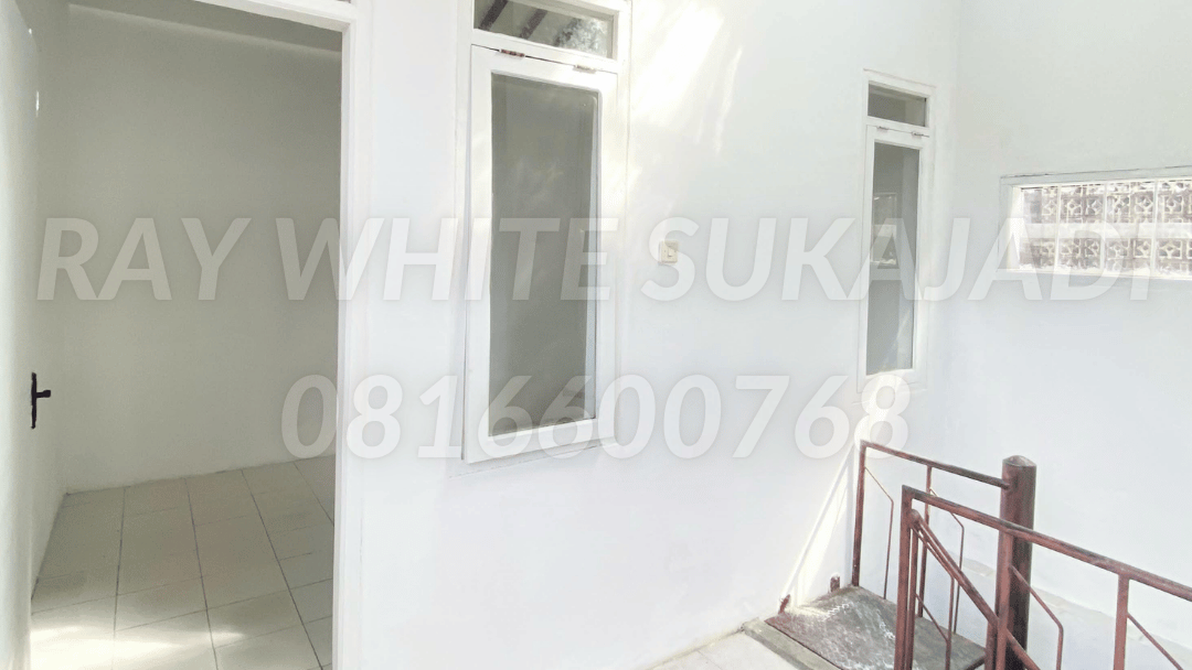 Rumah 1 1/2 lantai PURI DAGO ANTAPANI