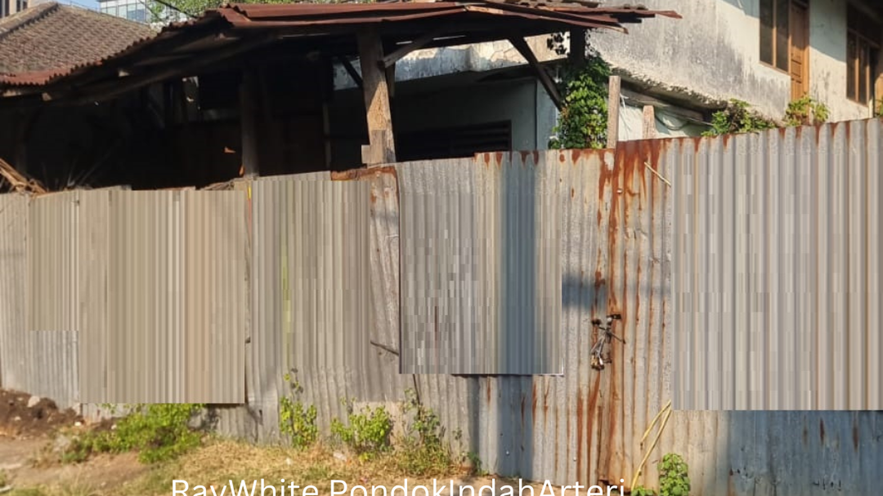 Rumah hitung tanah lingkungan nyaman dekat citos cilandak jakarta selatan