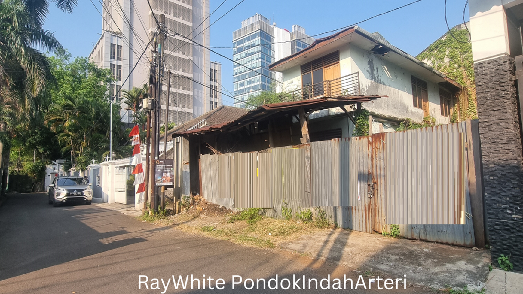 Rumah hitung tanah lingkungan nyaman dekat citos cilandak jakarta selatan